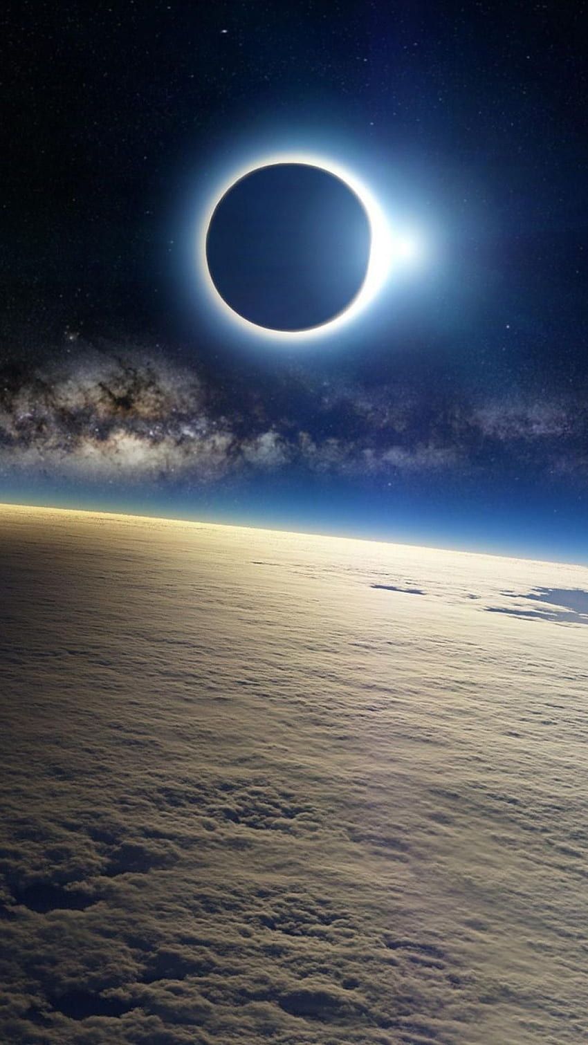 Eclipse solar luna sombra en la tierra nube fondo de pantalla del teléfono