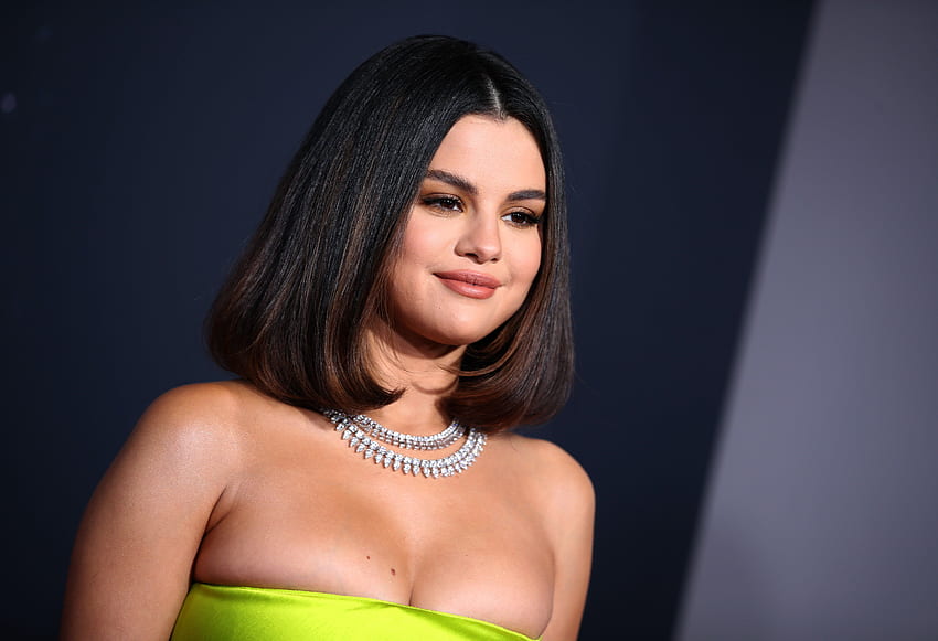 Selena Gomez'in Yeni Albümü 'Rare': All the Lyrics That Are Maybe HD duvar kağıdı