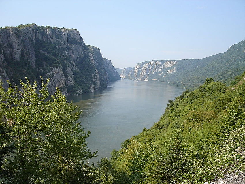 Iron Gates, Danube River HD wallpaper