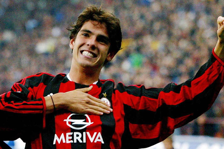 Cela me donne toujours la chair de poule '- Kaka se souvient d'une relation 'authentique' avec les fans de l'AC Milan Fond d'écran HD