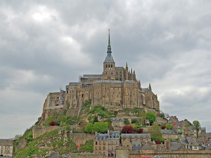 Mont Saint Michel, Francia, monumento, edificio, cielo, Francia Sfondo HD
