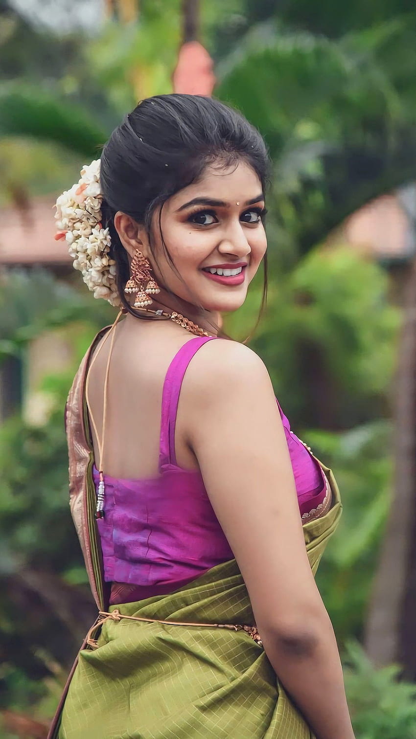 Sanjana anand, Kannada-Schauspielerin, Saree-Schönheit HD-Handy-Hintergrundbild