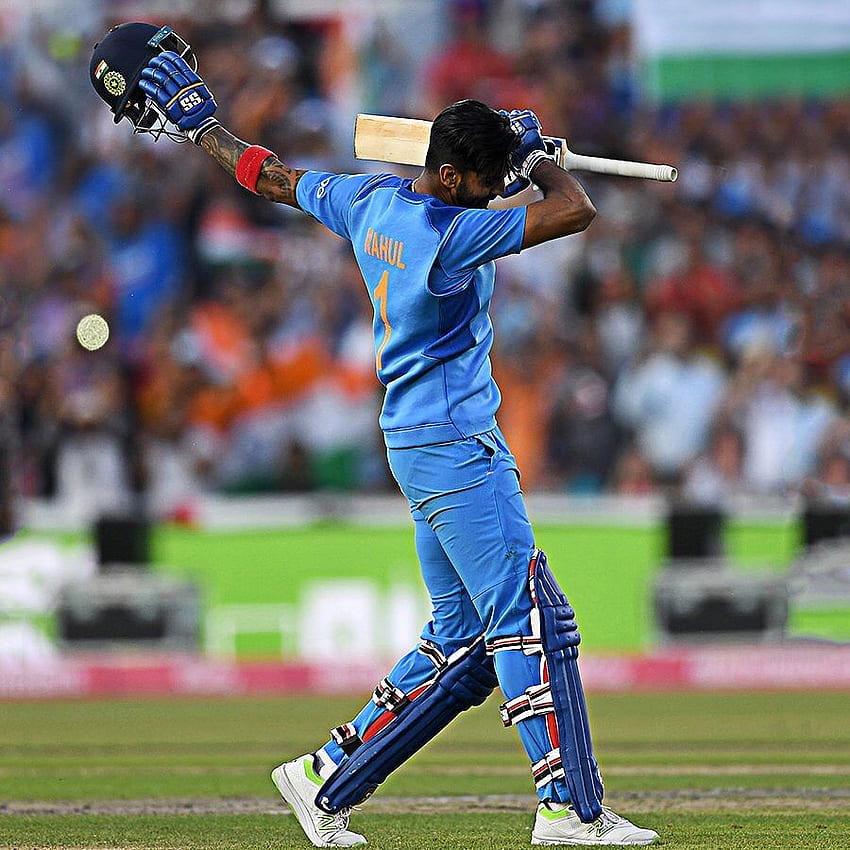 Special Day, Special Knock last night at Manchester, Kl Rahul HD phone wallpaper