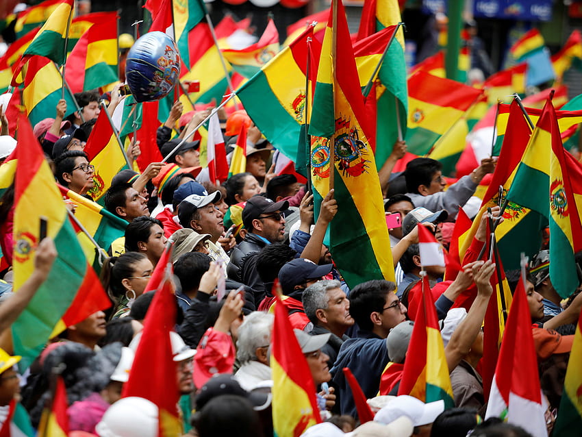 ボリビアはラテンアメリカの深刻な二極化危機を反映している - 大西洋理事会、ボリビア国旗 高画質の壁紙