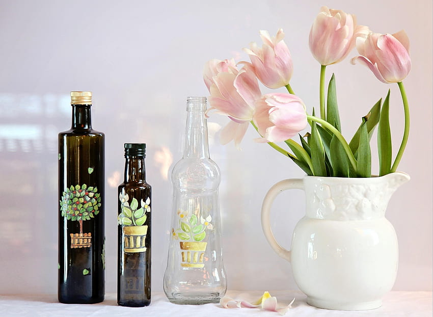 flores, tulipanes, pétalos, jarra, botella, botellas fondo de pantalla