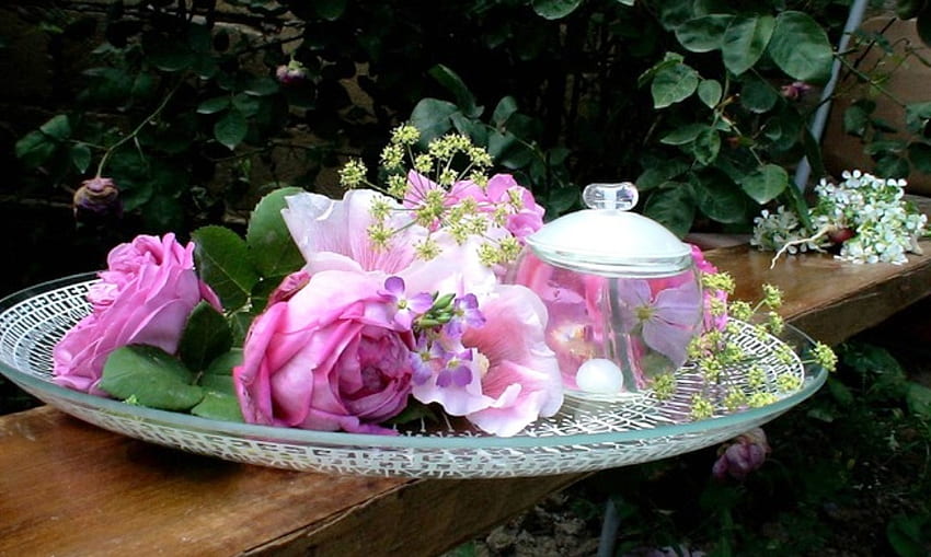 Floral arrangement, table, graphy, colour, arrangement, rose, pink, plate, nature, flowers HD wallpaper