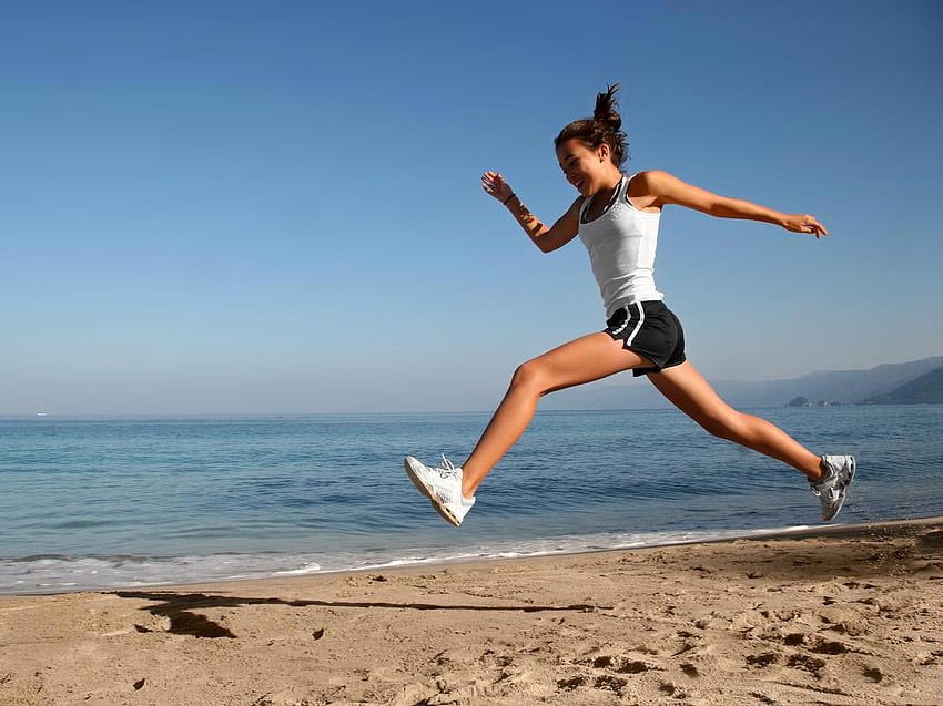 Jogging on, Girl Running HD wallpaper