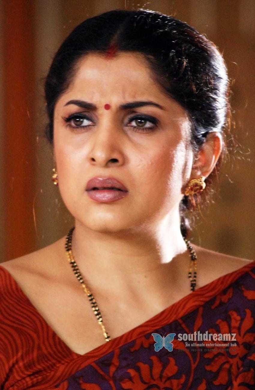 Ramyakrishna Nudephotos - Actress Ramya Krishnan Saree Pics Shailaja Reddy Alludu Pre Release. New  Movie Posters HD phone wallpaper | Pxfuel