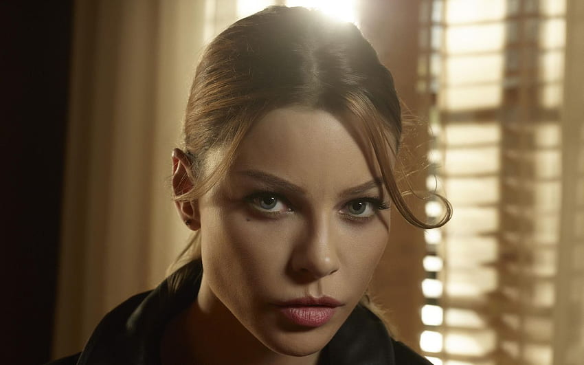 Chloe Decker als Lauren German in Lucifer Resolution , , Hintergrund und HD-Hintergrundbild