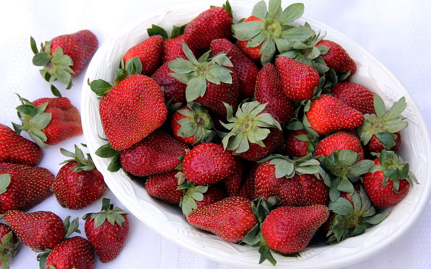 Essen, Erdbeere, Beeren, Teller, Süße HD-Hintergrundbild