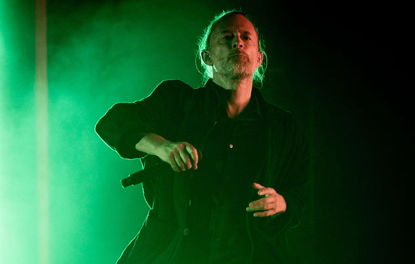 Zobacz, jak Thom Yorke debiutuje nową piosenką „Plasticine Figures” w „The Tonight Show” Tapeta HD