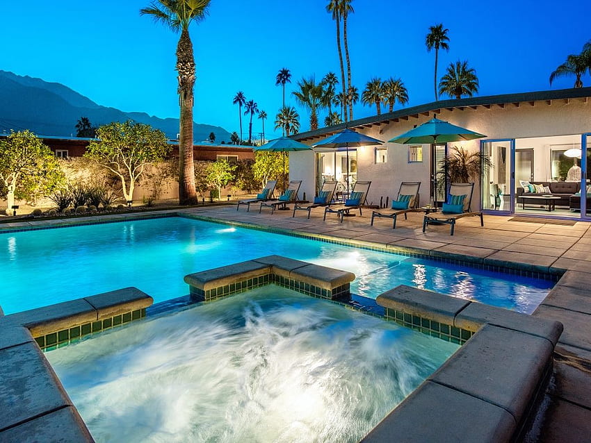 Iconic Palm Springs Poolside. Vacation Palm Springs, Vacation Homes HD wallpaper