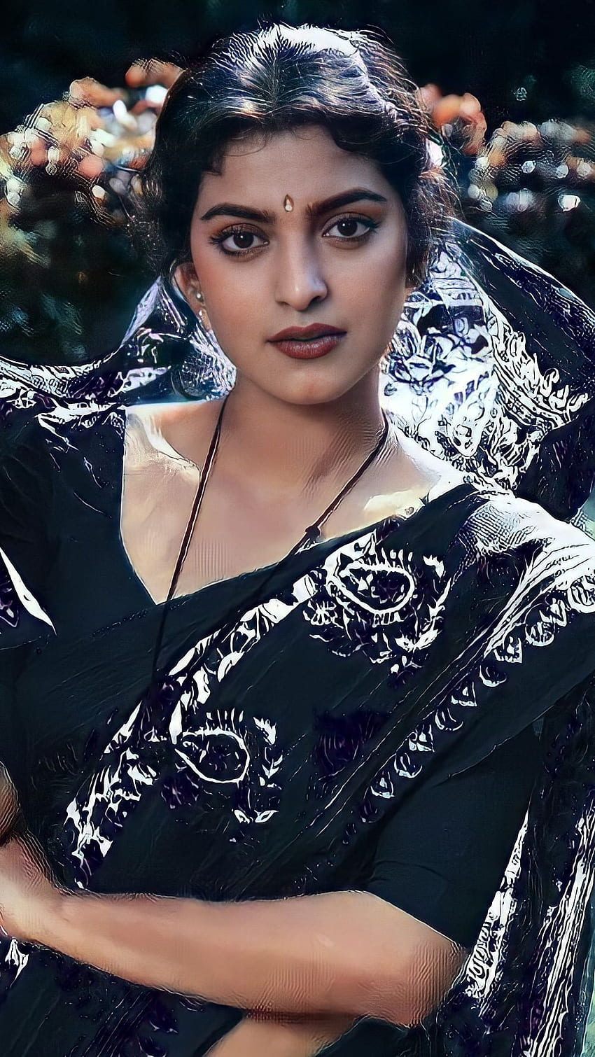Juhi chawla, actriz de bollywood, vintage fondo de pantalla del teléfono