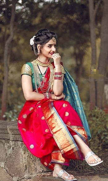 Timeless Nauvari Sarees For Stunning Maharashtrian Brides | Maharashtrian  saree, Nauvari saree, Saree photoshoot
