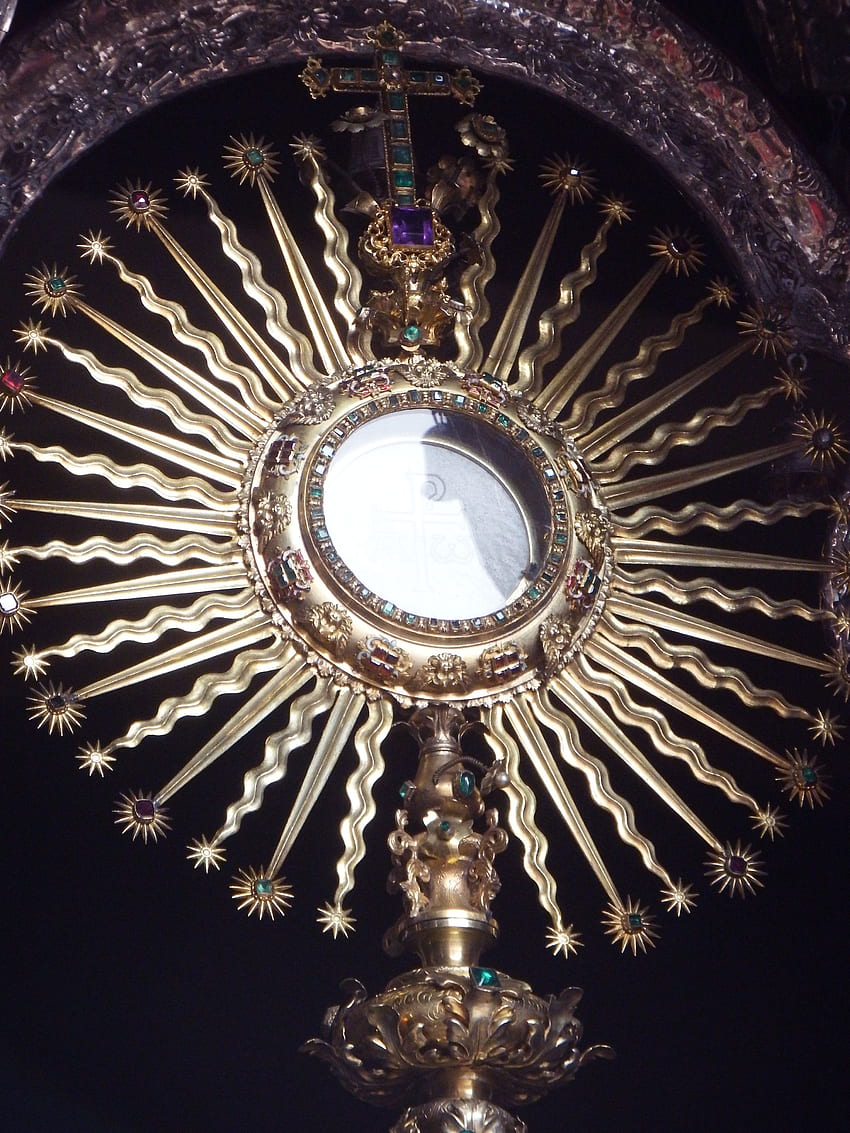 Monstrance HD wallpapers | Pxfuel