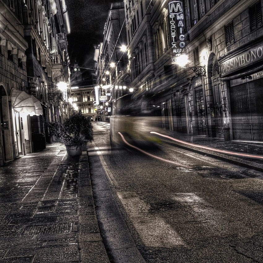灰色の街の夜 iPad - iPad のをもっと見つけてください。 Best android, Dark city, Street background HD電話の壁紙
