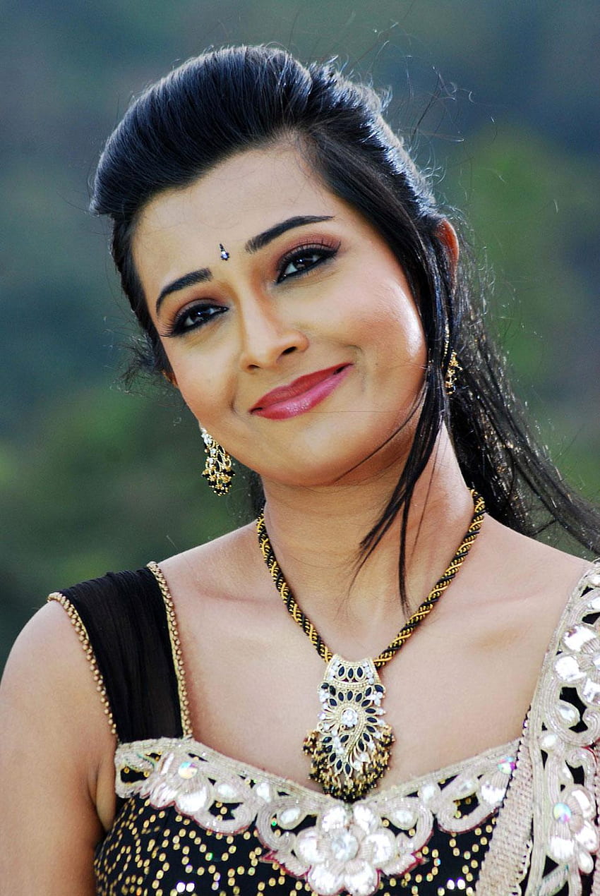 Radhika Pandit, Radhika Pandith Sfondo del telefono HD