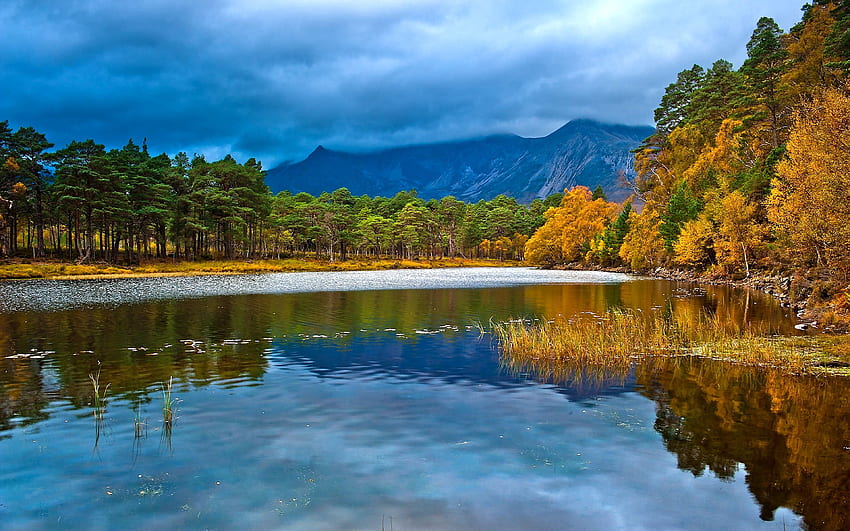 Lago Loch Clair Glen Torridon Wester Ross Escócia, Escócia Outono papel de parede HD
