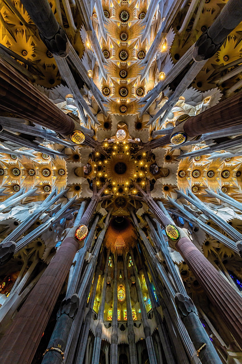 Sagrada Familia, สถาปัตยกรรม, ภายใน, บาร์เซโลนา, เบ็ดเตล็ด, เบ็ดเตล็ด, สมัยใหม่, คอลัมน์, เพดาน, คอลัมน์ วอลล์เปเปอร์โทรศัพท์ HD
