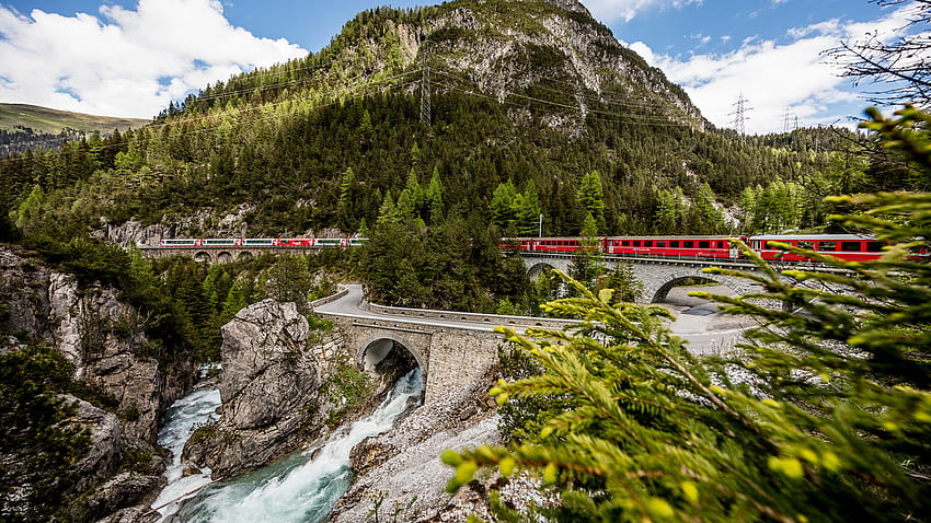 Bucket List Material: Erleben Sie eine Bahnreise in der Schweiz mit dem G, Glacier Express HD-Hintergrundbild