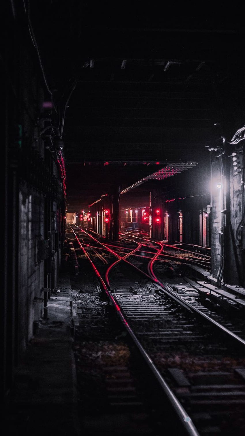 Life of dom on World. Neon , City aesthetic, City graphy, Train Aesthetic HD phone wallpaper