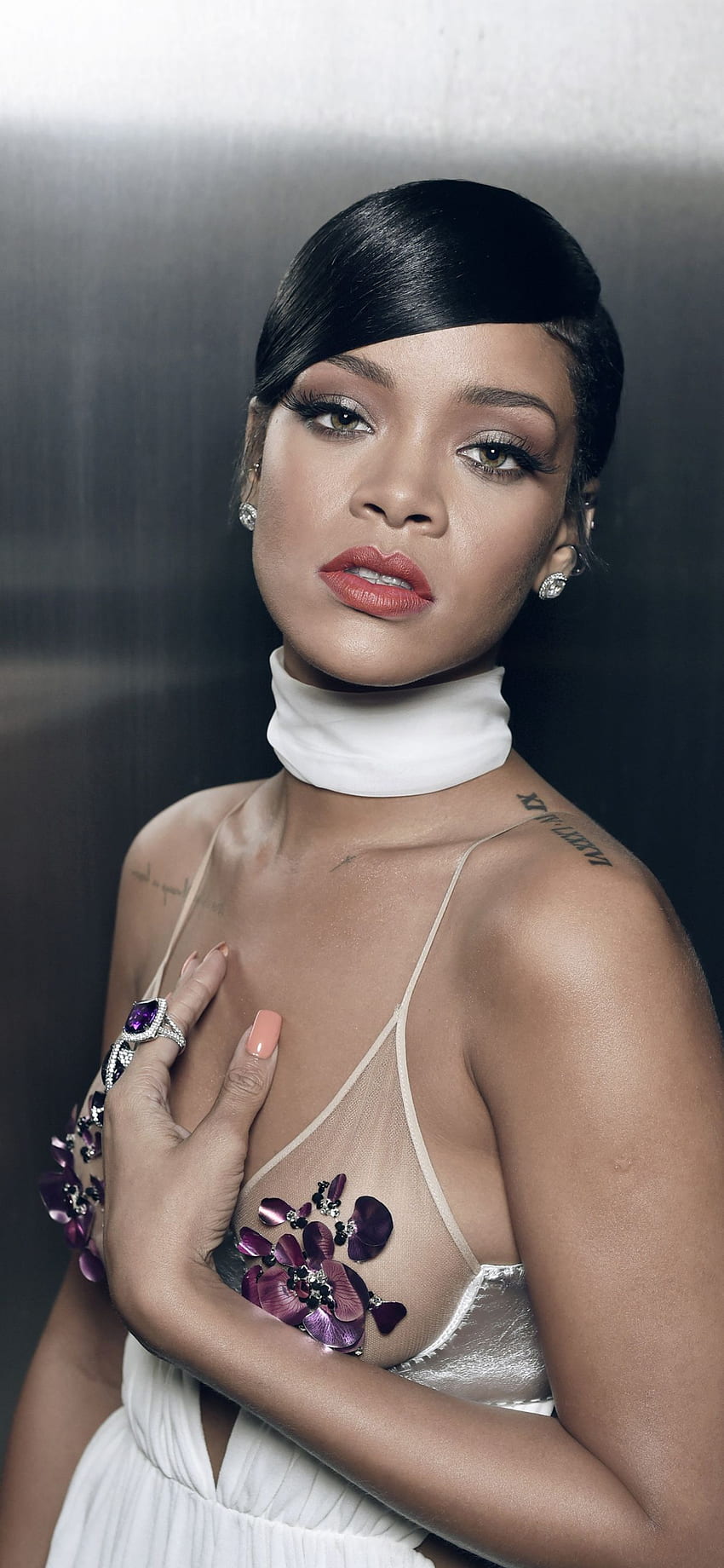 Rihanna iPhone XS MAX, y fondo de pantalla del teléfono