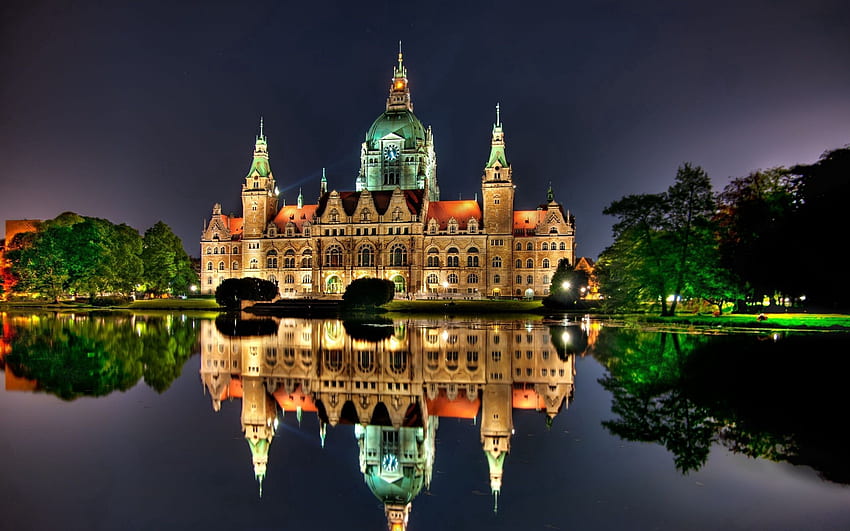 Ciudades, Noche, Edificio, Reflejo, Brillo, Brilliance, Alemania, Hannover fondo de pantalla