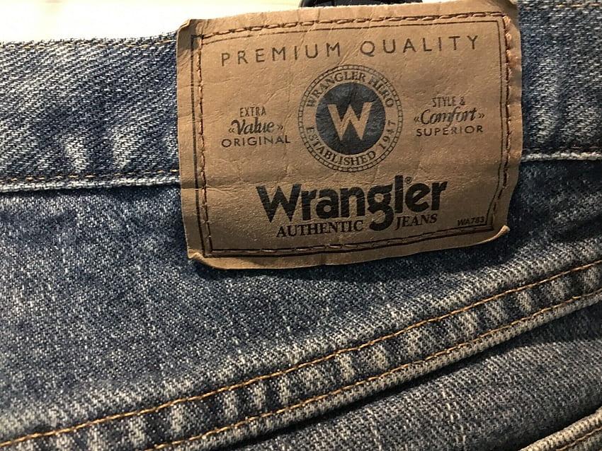 WRANGLER Size MENS BLUE Jeans Great condition Actual .5” Pockets HD ...