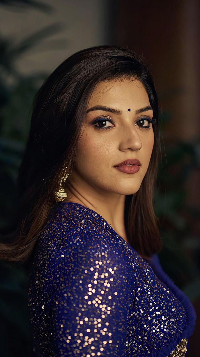 Mehreen Pirzada, amante dei sari, modella Sfondo del telefono HD