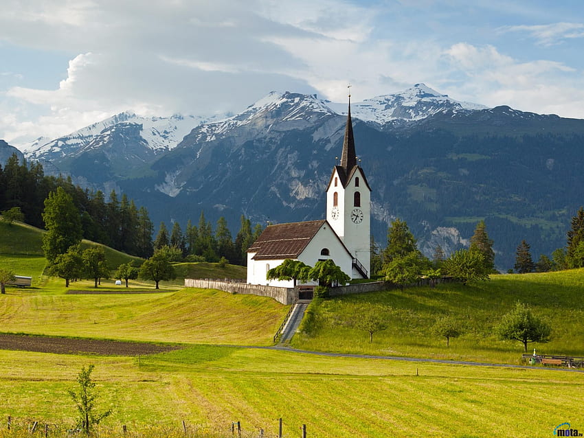 Igreja nos Alpes Suíços, árvores, grama, Suíça, Alpes, igreja, montanhas papel de parede HD