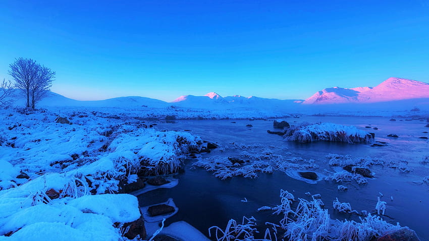 Scottish highlands, Lochan Na Stainge, sky, ice, snow, winter, morning, sunrise HD wallpaper