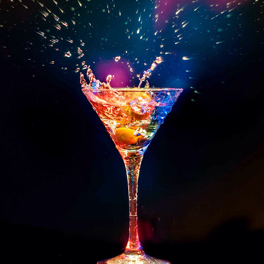 ein sehr farbenfrohes Getränk. Cocktailglas, Martini, Essen, Barkeeper HD-Handy-Hintergrundbild