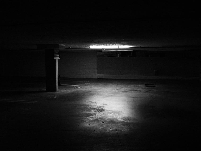 Empty Garage. B. Keeler Foster HD wallpaper
