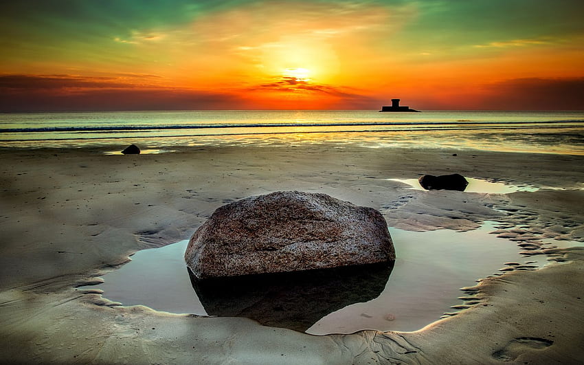 ชายหาด หิน โขดหิน ชายทะเล เมฆ พระอาทิตย์ ความละเอียด พื้นหลัง และ วอลล์เปเปอร์ HD
