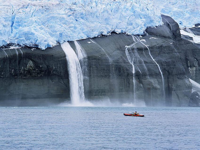 Kayak solitario, Alaska, kayak, oceano, ghiacciaio Sfondo HD