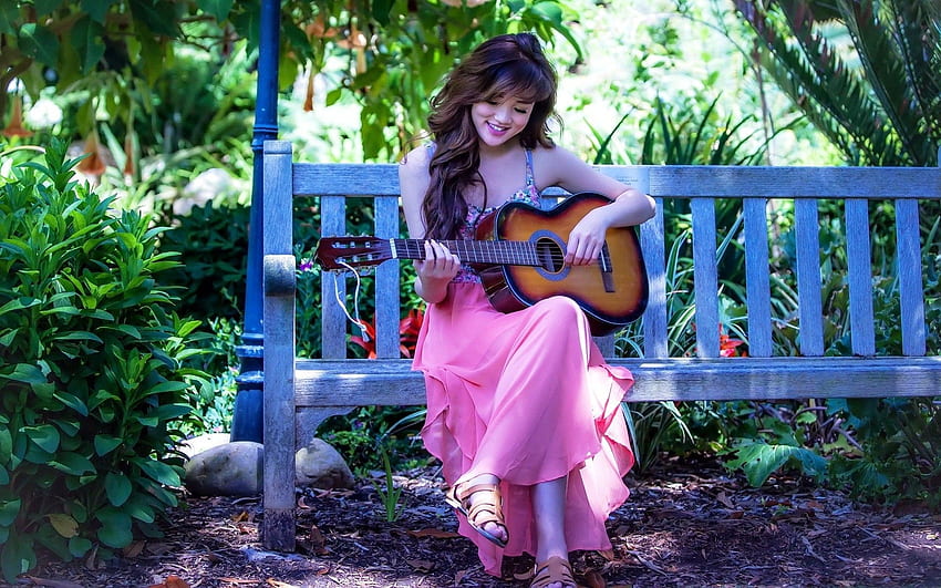 Gra na gitarze Nowoczesna ładna dziewczyna - stylowe słodkie dziecko dp, stylowe kobiety Tapeta HD
