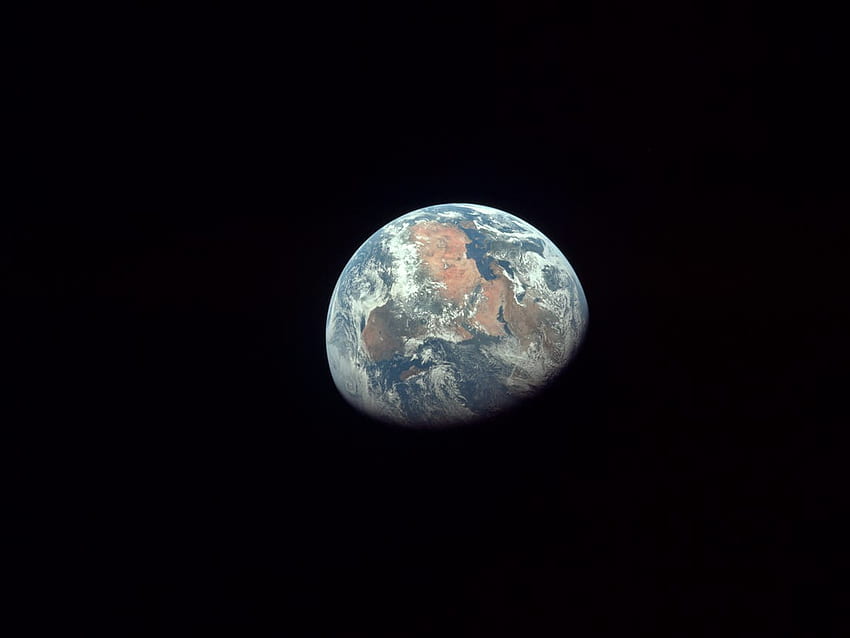 der Erde aus dem Weltraum, mit dem Sie sich klein fühlen werden, NASA Moon Earth HD-Hintergrundbild