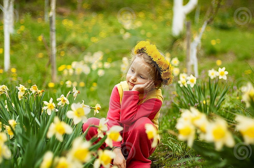niña joven, en, ropa tradicional, niña, flores, rojo, amarillo fondo de pantalla