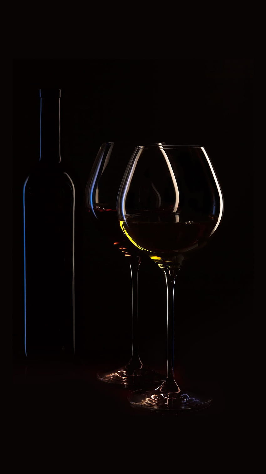 Garrafa de vinho preto escuro festa, vinho de inverno Papel de parede de celular HD