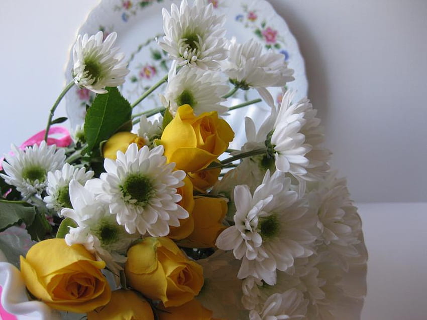 nature morte, bouquet, fleurs, assiette Fond d'écran HD