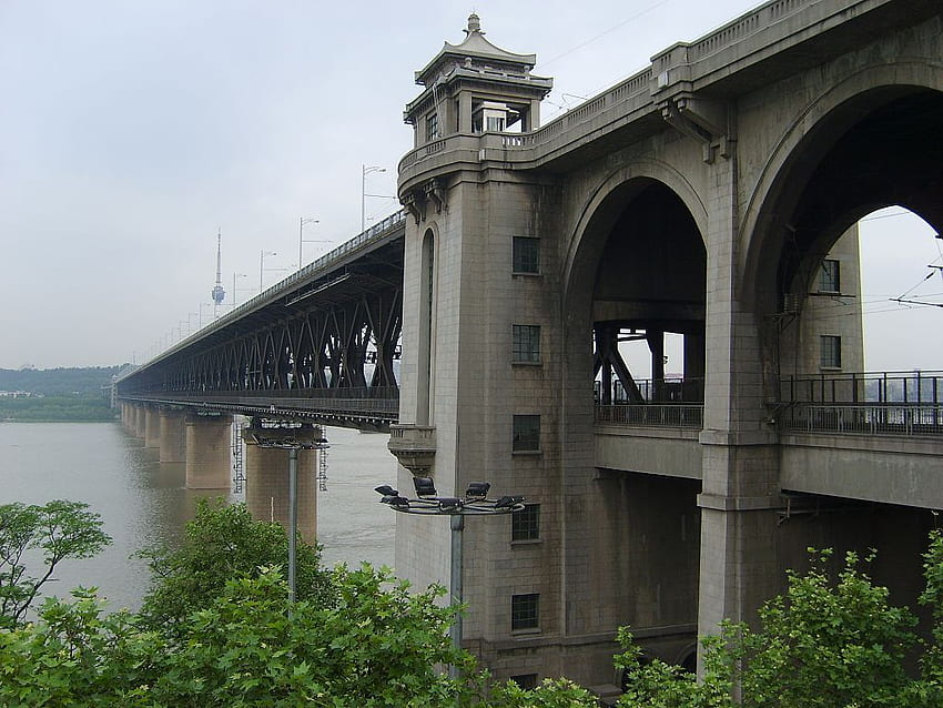 Wuhan Yangtze River Bridge * Wuhan, China. Wuhan, China HD wallpaper