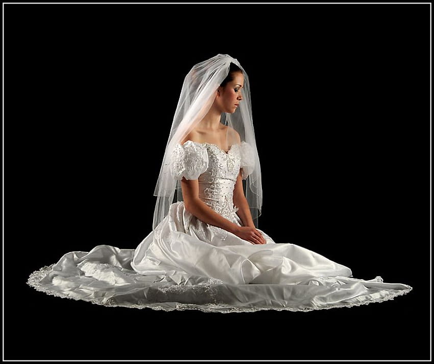 A BRIDE, sad, simple, thoughts, seatting, thinking, bride HD wallpaper