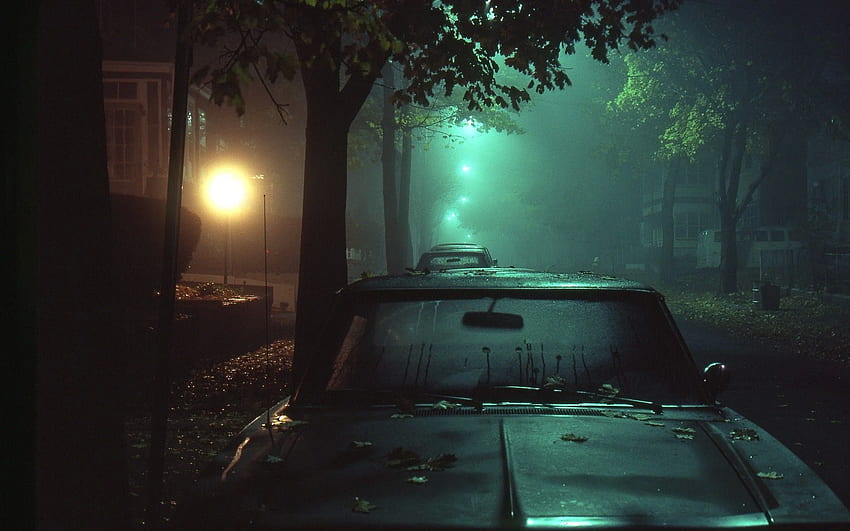 霧、通り、車、夜、街路灯 高画質の壁紙