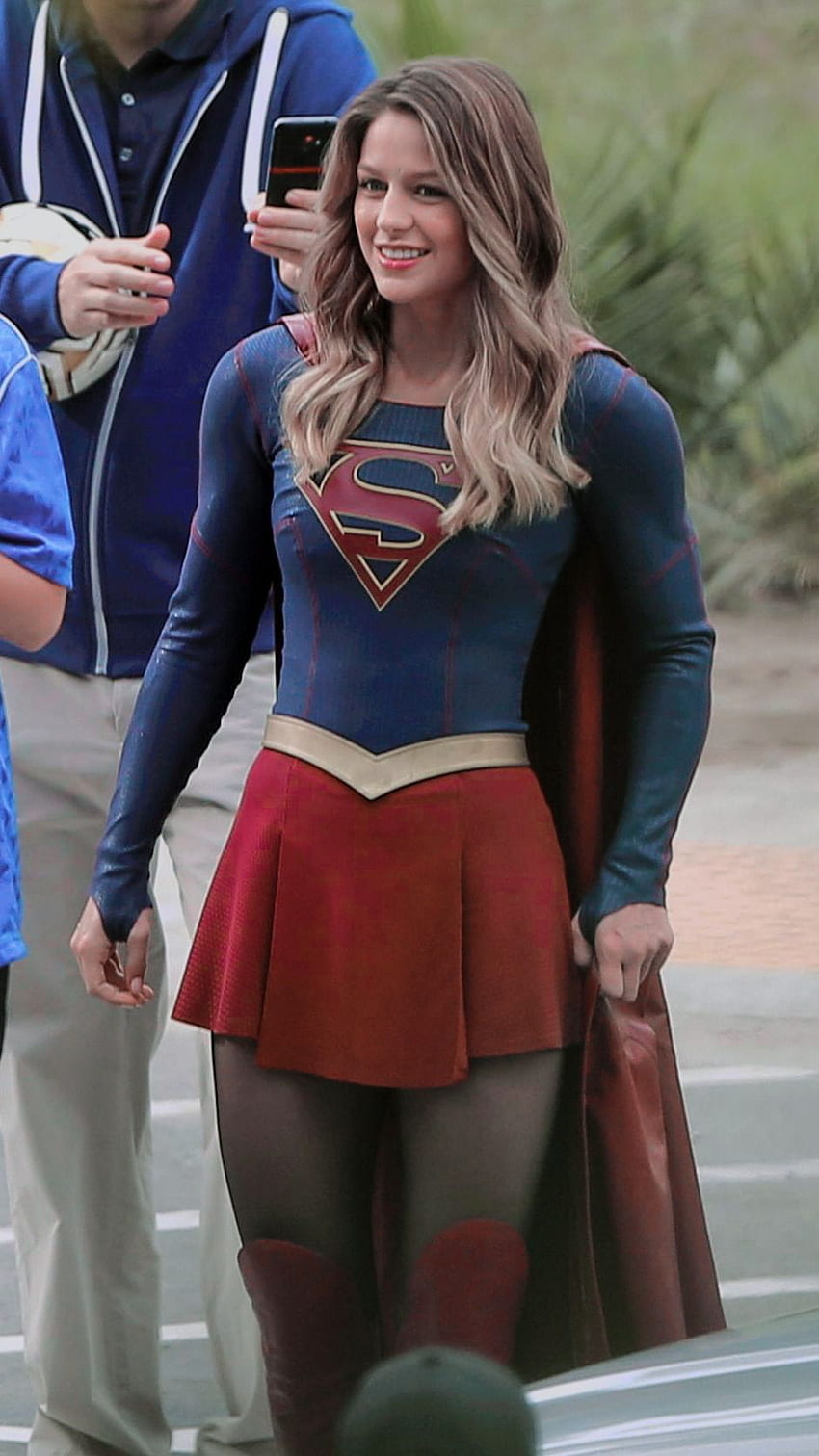 Supergirl Costume Melissa Benoist HD phone wallpaper | Pxfuel