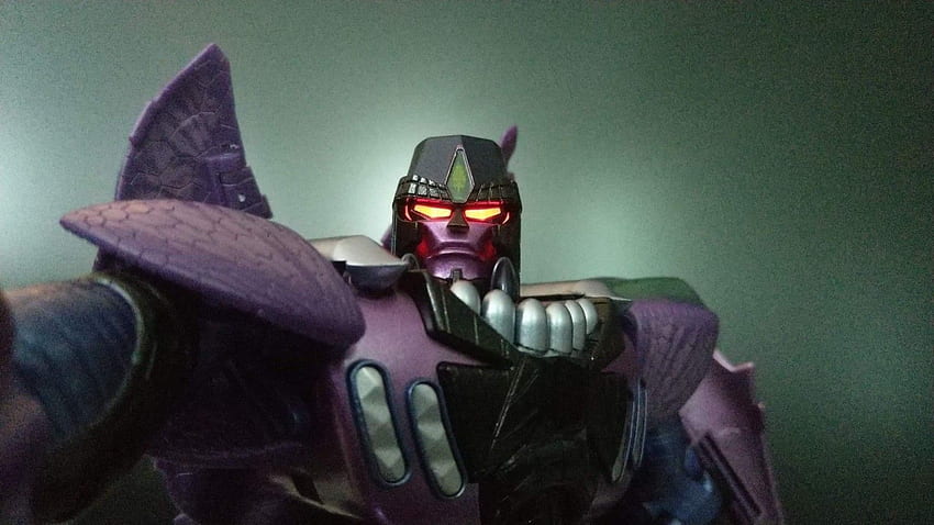 A Deluge of In hand for Masterpiece Beast Wars Megatron - Transformers HD wallpaper