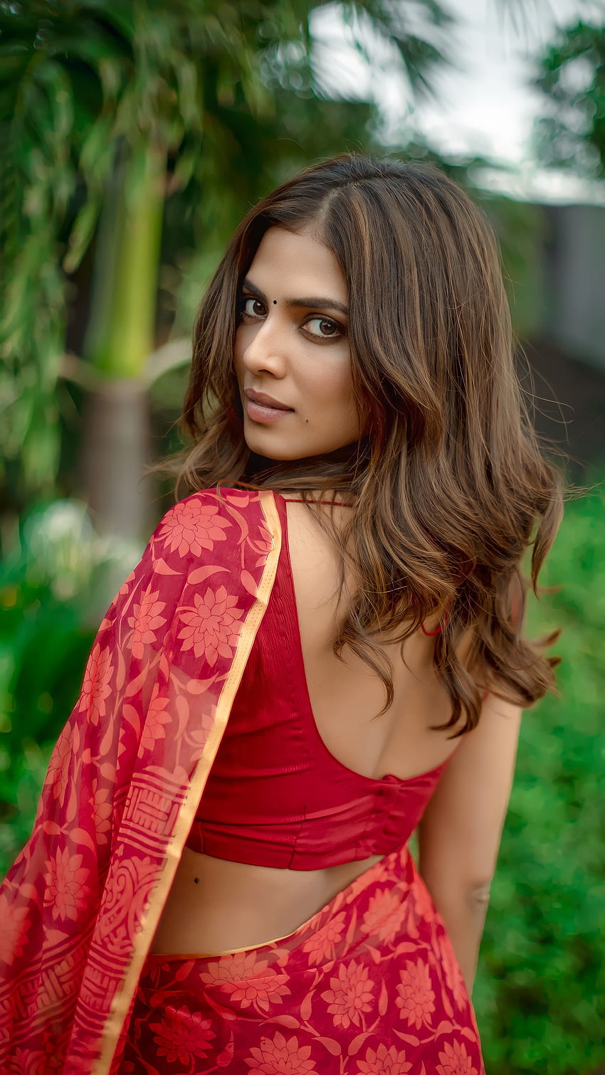 Malavika mohanan, tamil actress HD phone wallpaper