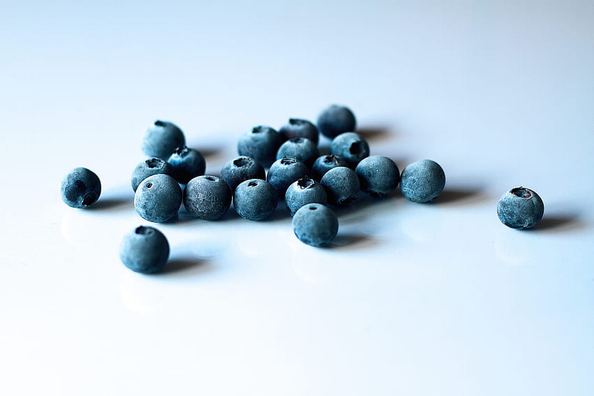 Blueberries, fruits, scatters HD wallpaper