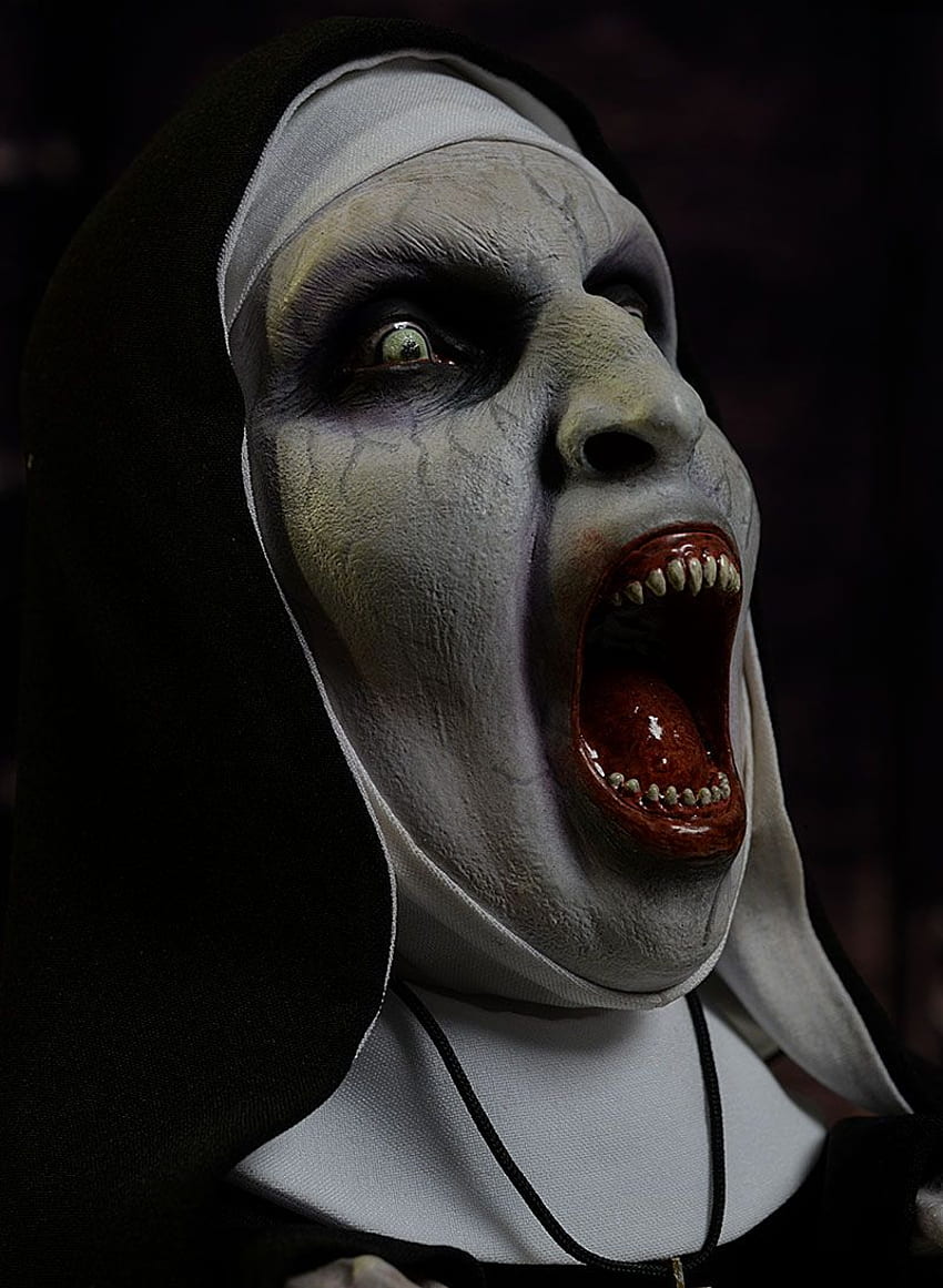 Die Nonne Valak Defo Real Deluxe Actionfigur im Test. Horror-Kunstwerk, Valak, gruselige Kunst, süße Nonne HD-Handy-Hintergrundbild