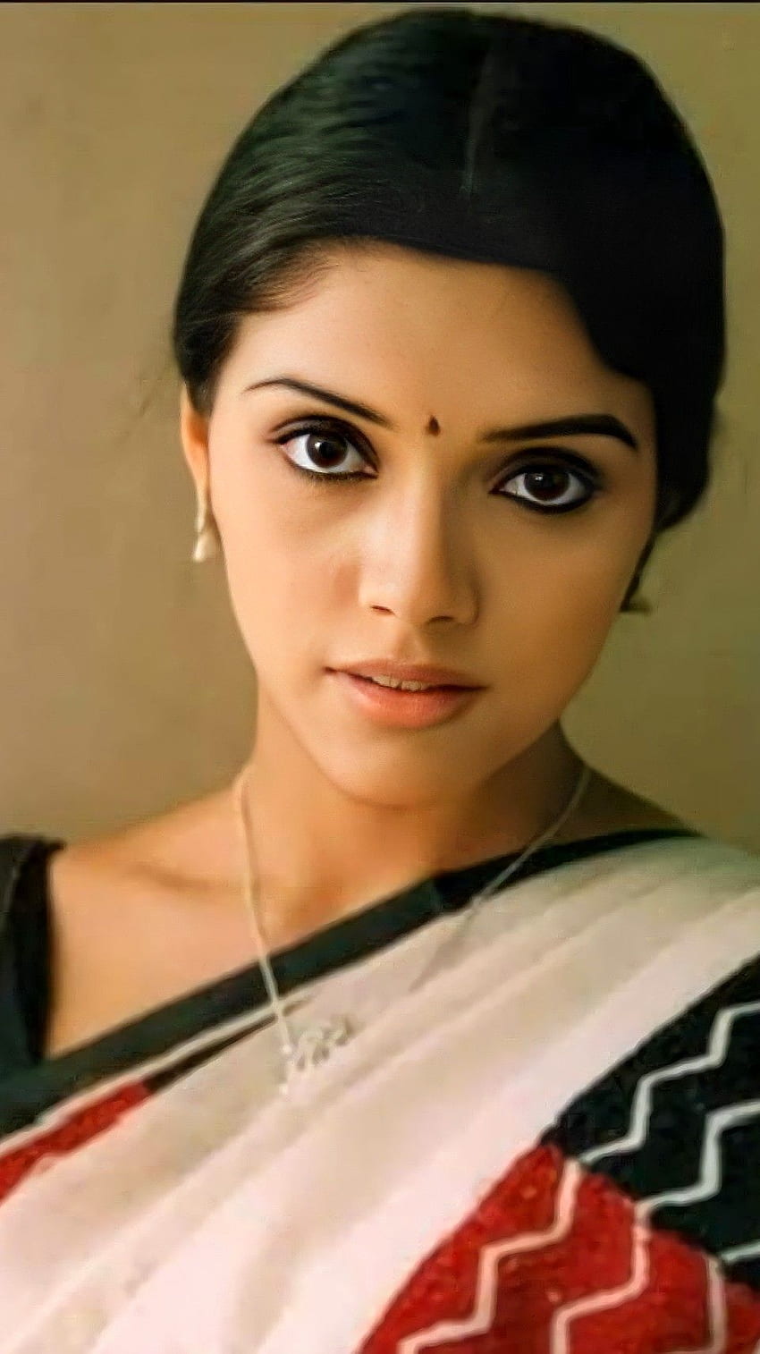 Asin, mehrsprachige Schauspielerin, Saree-Schönheit HD-Handy-Hintergrundbild