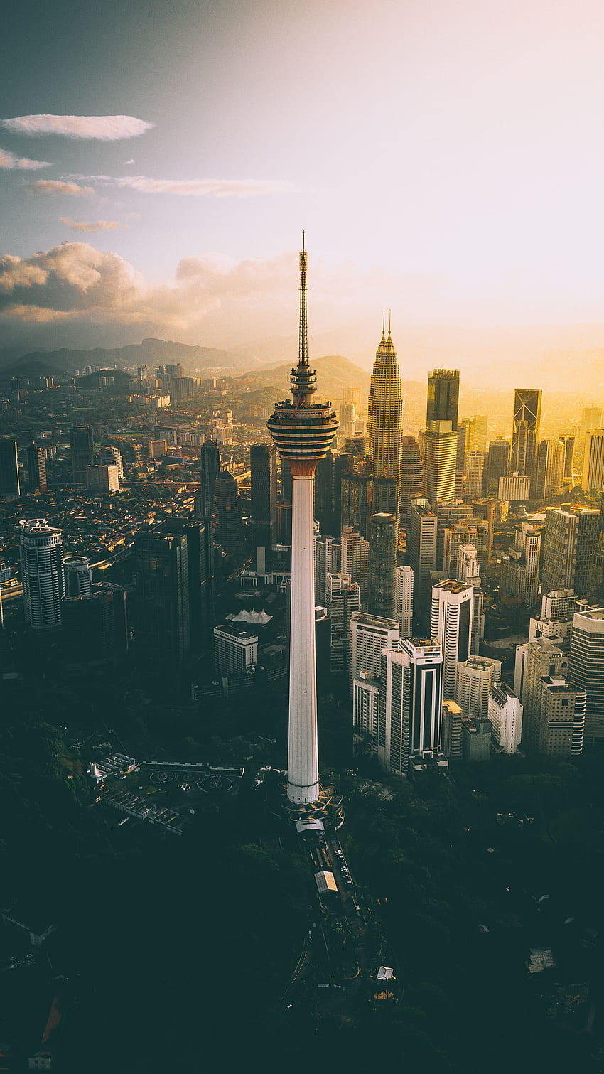 Ciudades, Amanecer, Rascacielos, Torre, Malasia, Kuala Lumpur fondo de pantalla del teléfono